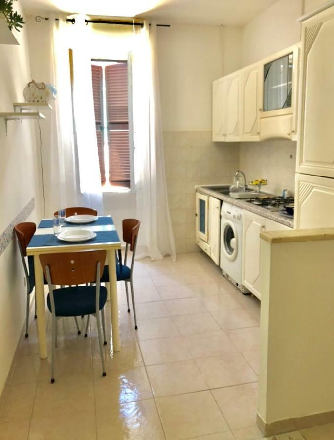 La Petite Maison Lejlighed Nettuno Eksteriør billede